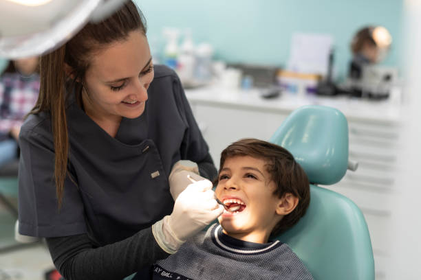 Best Cracked Tooth Emergency Dentist  in Riverbank, CA